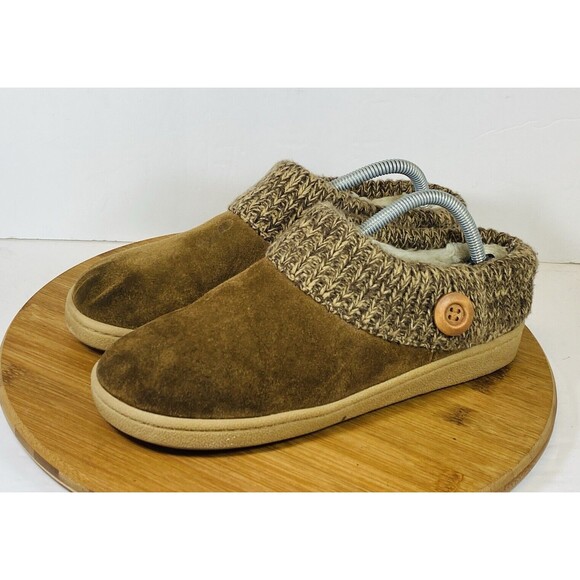 Clarks Brown Suede Mocs Women's Size US 9M Slip On Sherpa Lined Mocs - Picture 1 of 7
